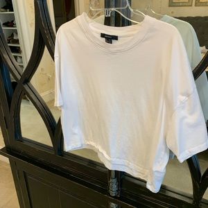 White cropped t shirt